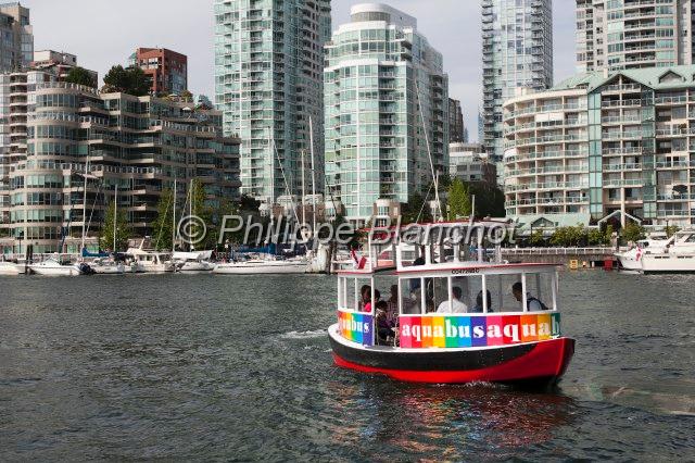 canada colombie britannique 04.JPG - Aquabus, Vancouver depuis Granville Island, Colombie-Britannique, Canada